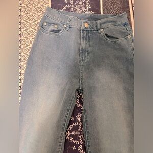 Women’s straight leg jeans.